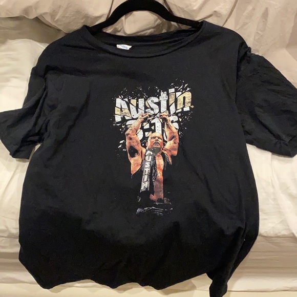 Other - Wwe stone cold shirt